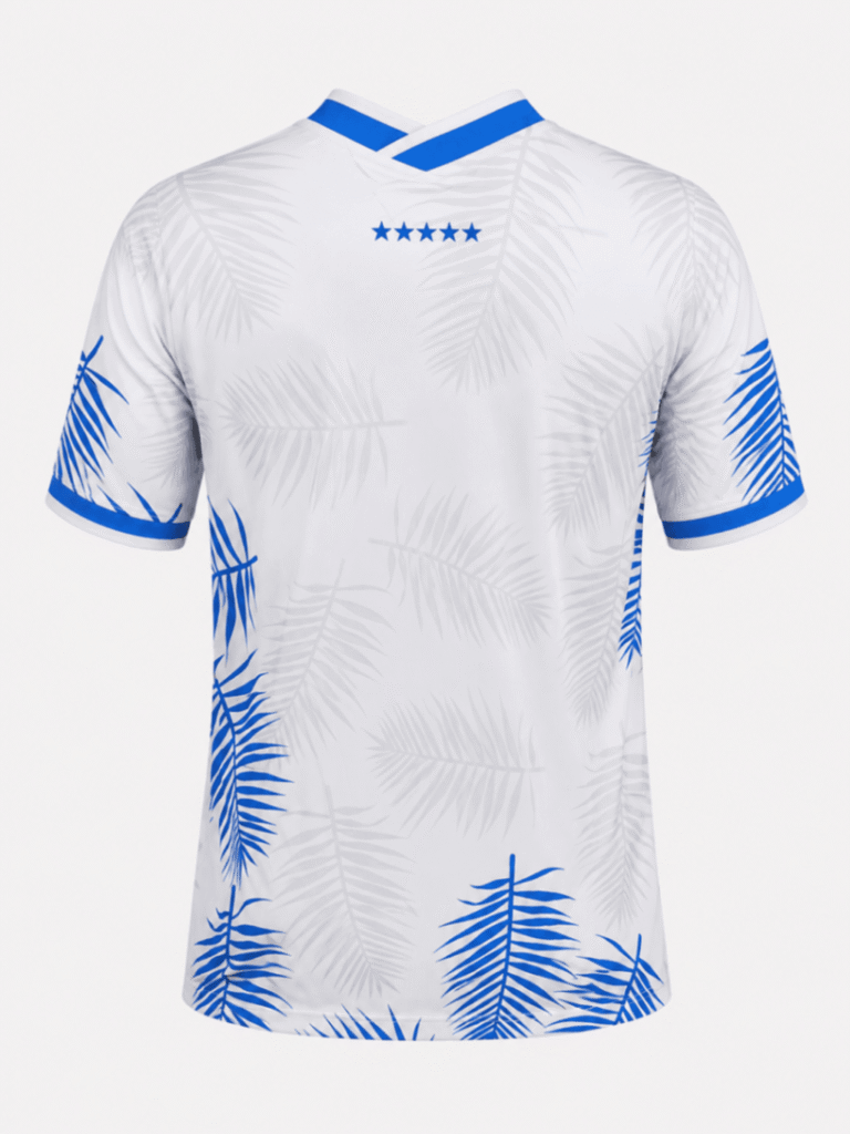 Camiseta BRASIL 2025 edición especial blanca con marca de agua hojas