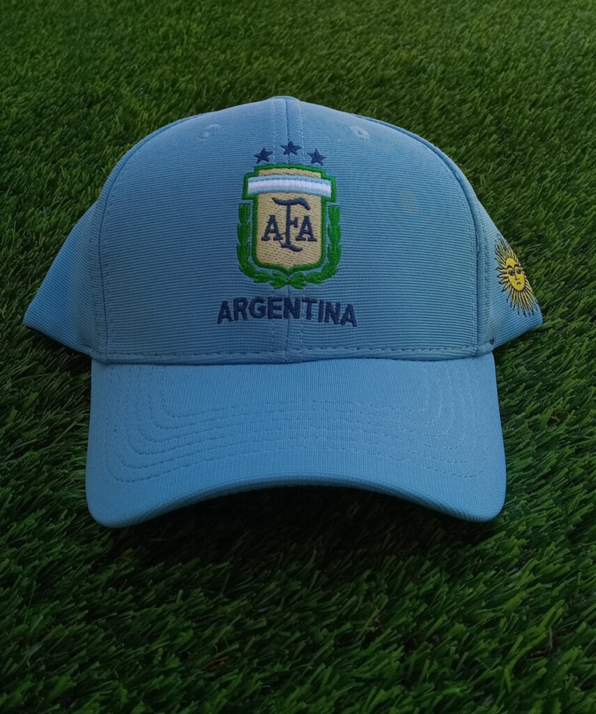 Gorra ARGENTINA, color celeste 3 estrellas