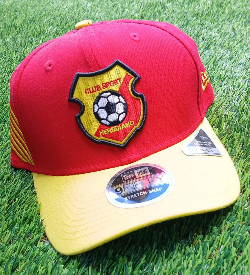 Gorra HEREDIA, color rojo y amarillo