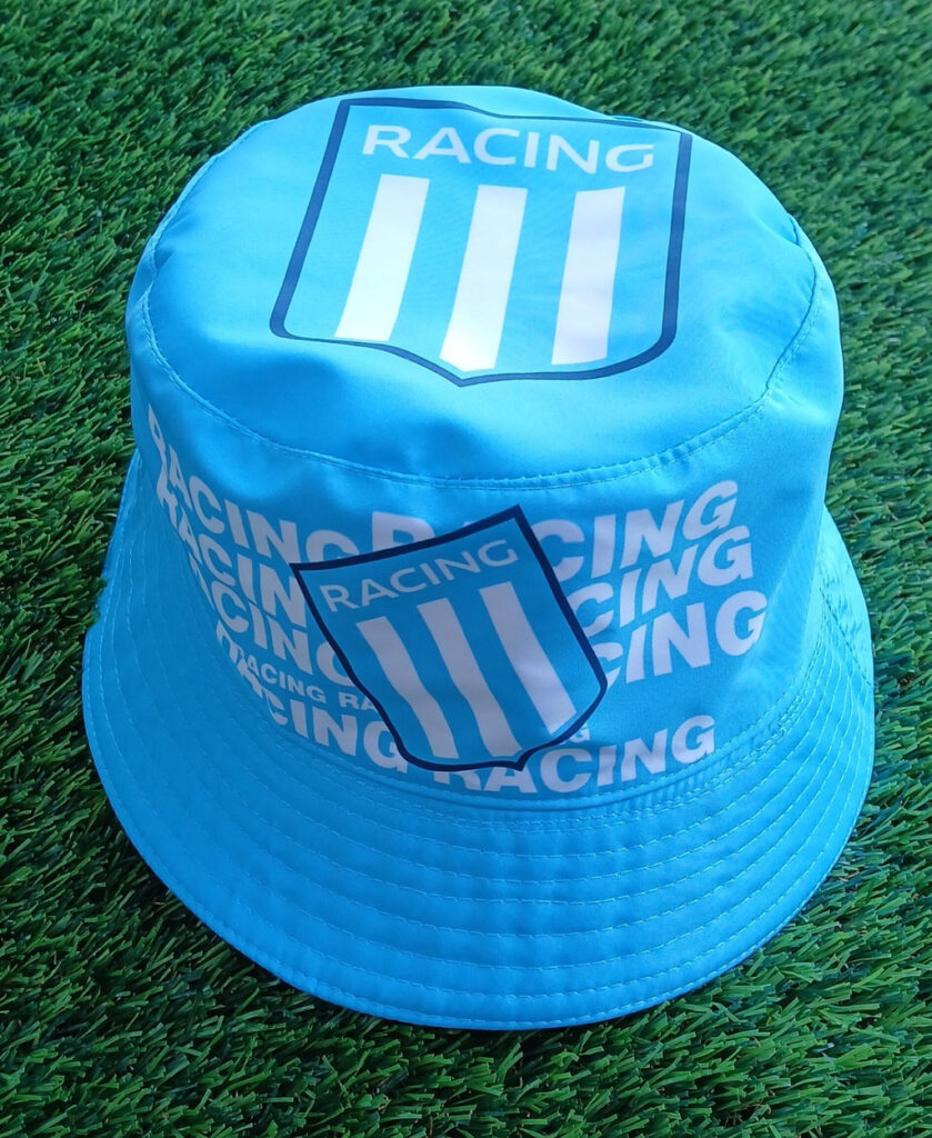 Piluso RACING CLUB, color celeste y blanco