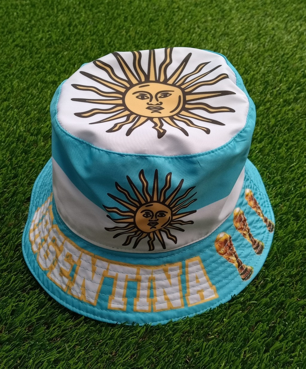 Piluso ARGENTINA, color azul celeste-blanco