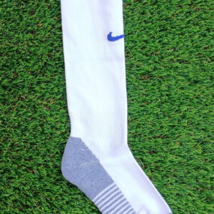 Medias niño NIKE, color blanco con gris