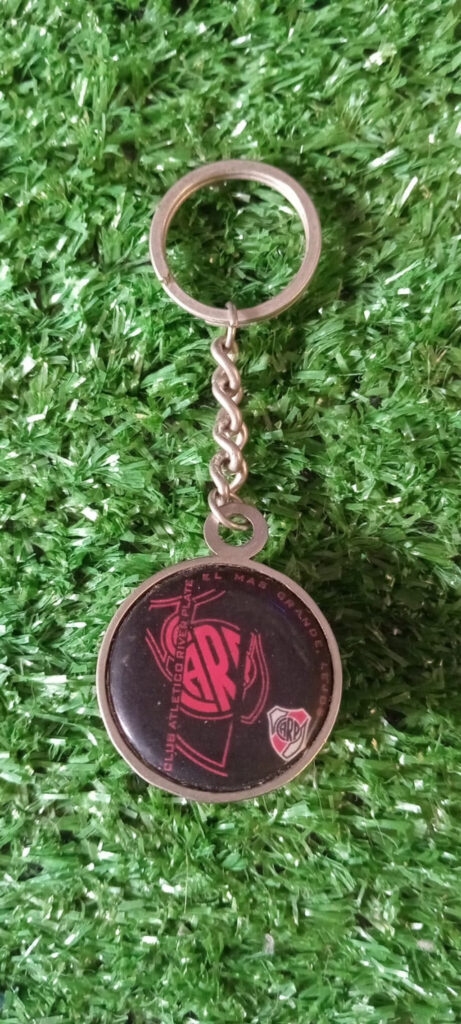 Llavero medio balón RIVER PLATE