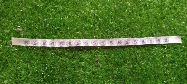 Cinta de tela SAPRISSA, color blanco con escudo Saprissa