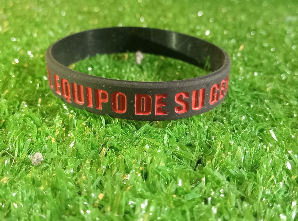 Pulsera LIGA DEPORTIVA ALAJUELENSE, color negro 100 años