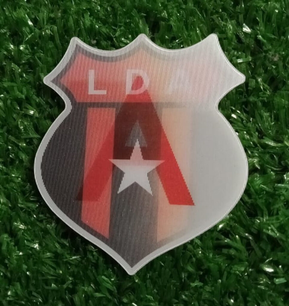 Parche LIGA DEPORTIVA ALAJUELENSE, Escudo LDA tornasol